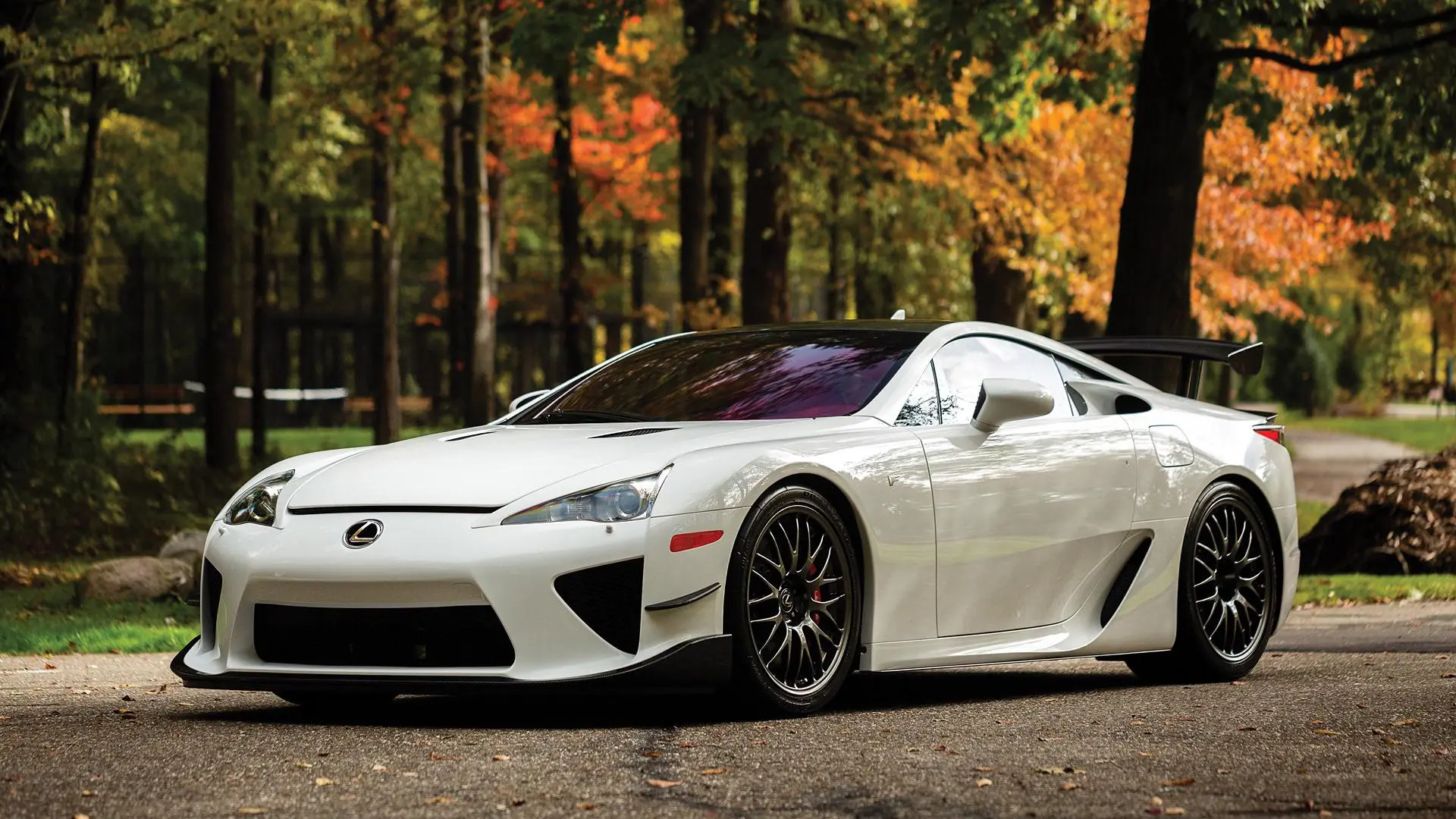 LexusLFA